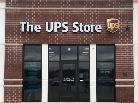 Self-Service UPS Shipping, Drop Off and Hold for Pick up services. UPS Customer Center. Address. 1817 MOEN AVE. ROCKDALE, IL 60436. Located Inside. UPS CC ROCKDALE. Contact Us. (888) 742-5877.